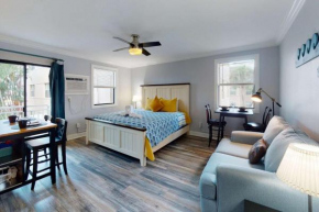 805 - Friendly Native Beach Resort